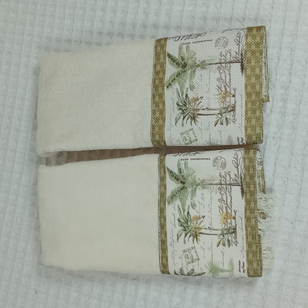 2 Avanti Colony Palm Cotton Fingertip Towels Ivory/Green Embellished Beading - Picture 12 of 12